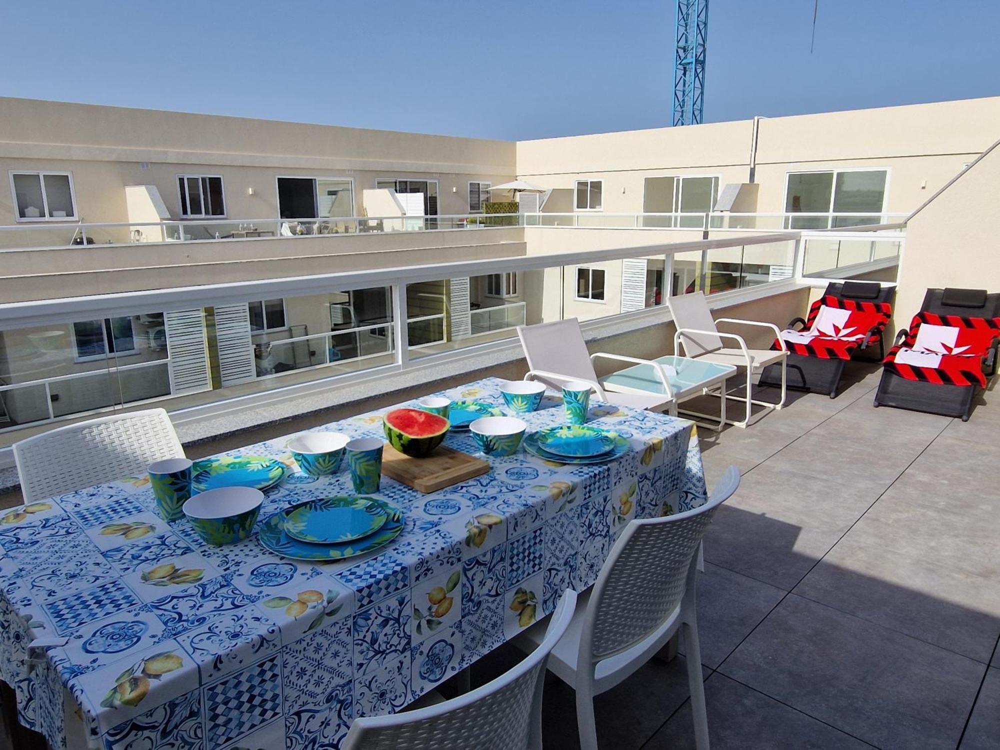 Ferienwohnung Sea View New Penthouse Terrace & Garage Parking St. Paul's Bay Exterior foto
