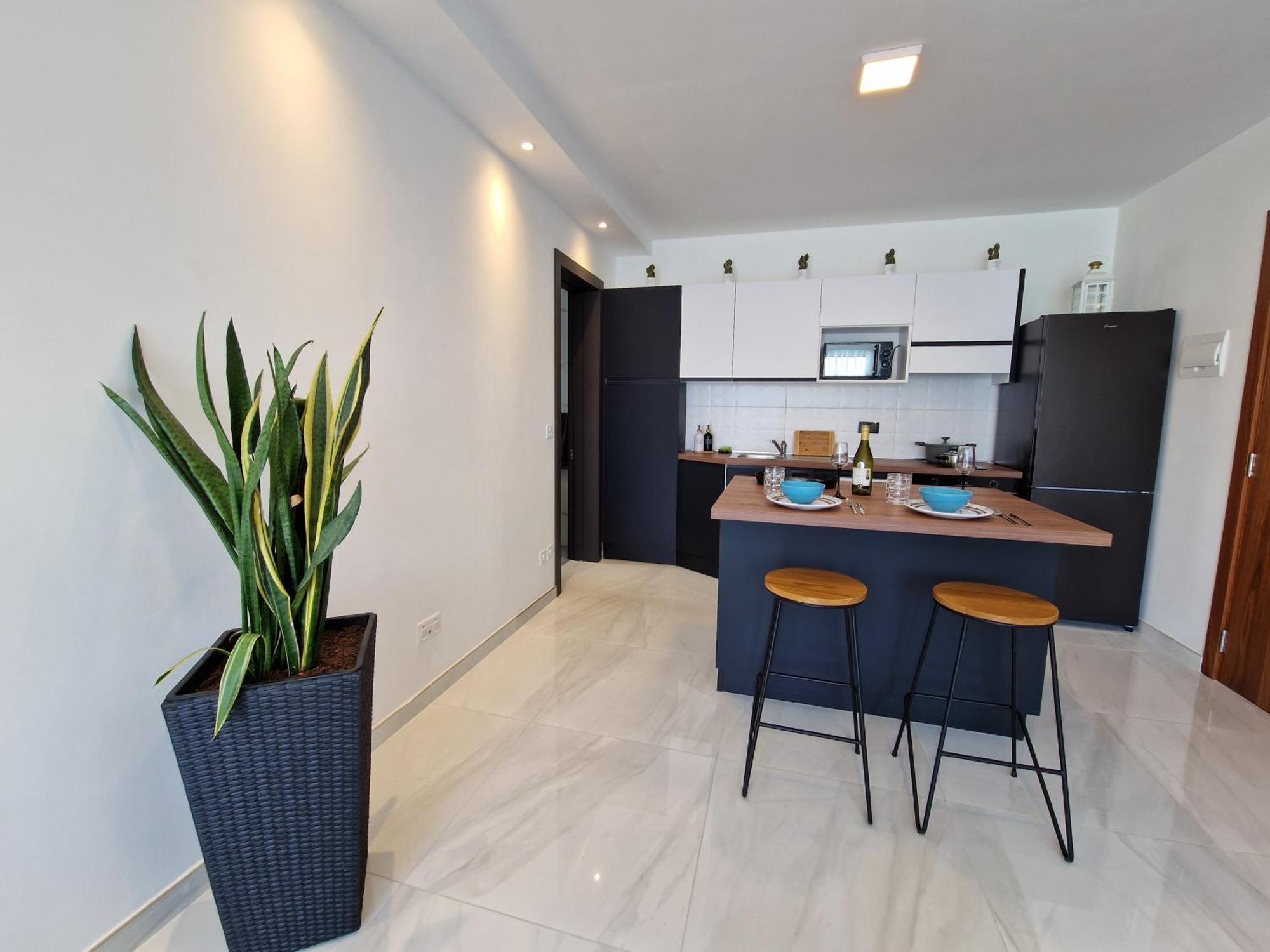 Ferienwohnung Sea View New Penthouse Terrace & Garage Parking St. Paul's Bay Exterior foto